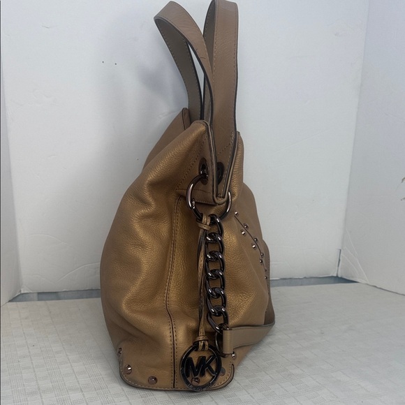 Michael Kors Astor Studded Leather Carryall Large Tote Bag - Picture 5 of 10